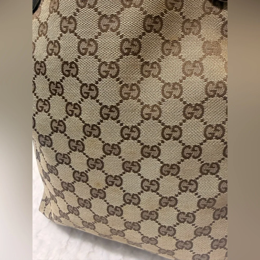GUCCI-120836 002058 Beige Monogram Canvas Tote with Brown Leather Handle - Picture 7 of 14